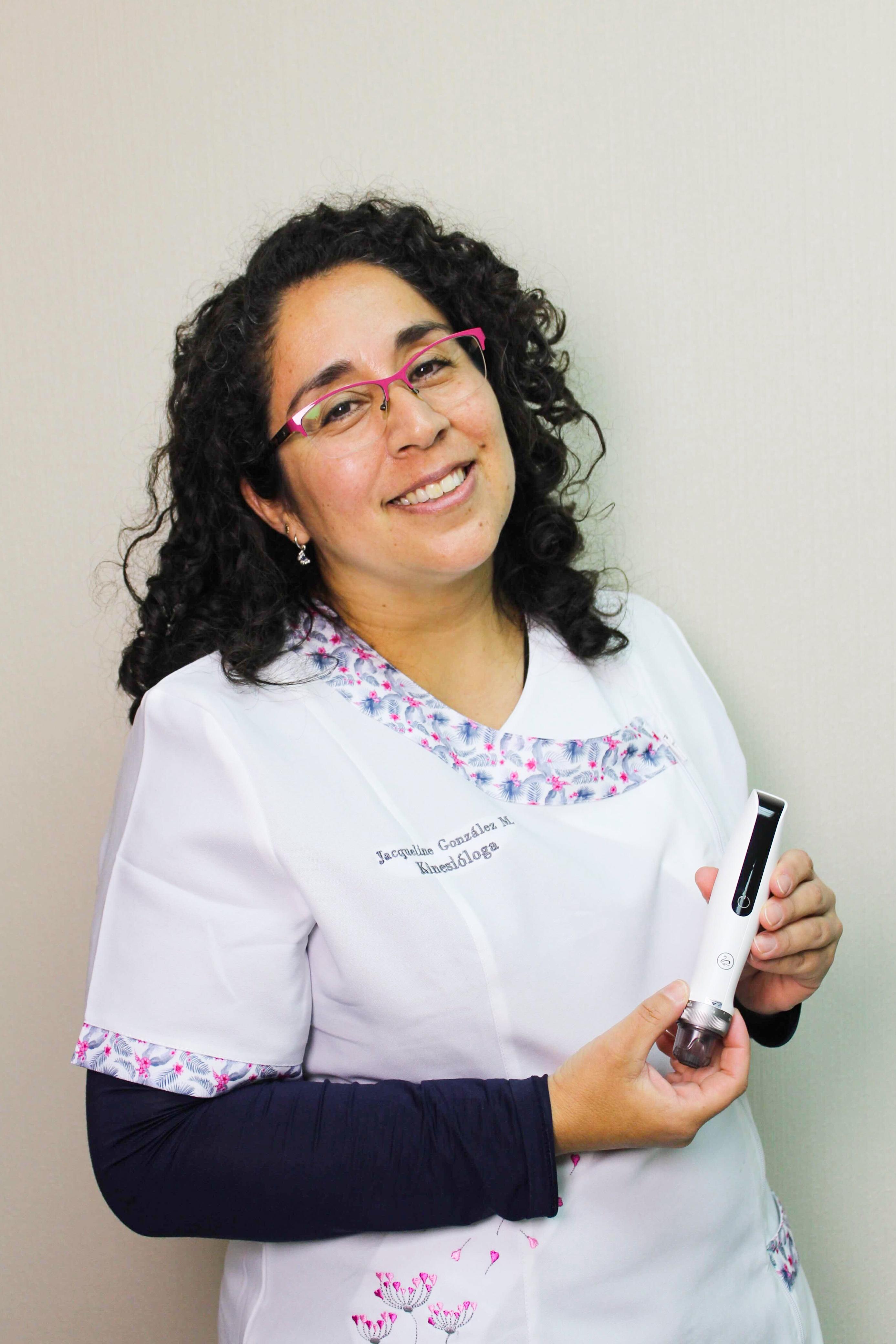 Jacqueline González M.